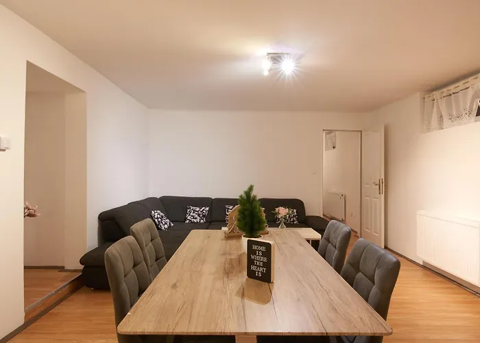 Spacious Near Schoenbrunn Castle Apartmán