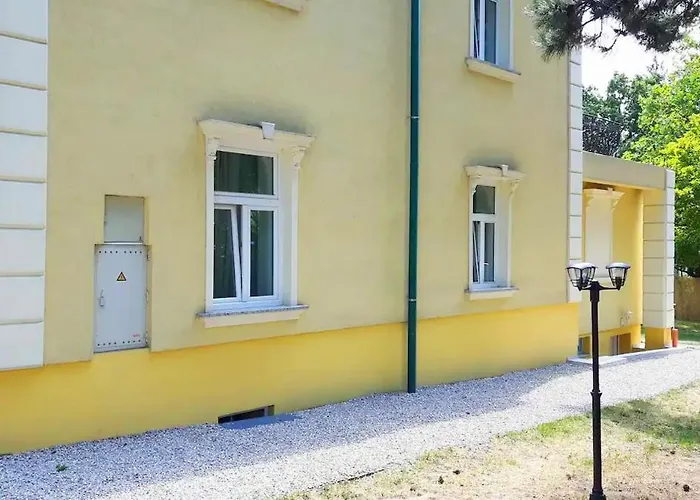 Spacious Near Schoenbrunn Castle Apartmán